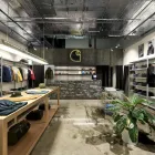 Forretning 3 billede CARHARTT WIP STORE COPENHAGEN FISKETORVET Tøjbutikker i København V 84