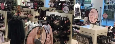 Forretning 1 billede HUNKEMÖLLER Tøjbutikker i Roskilde 85