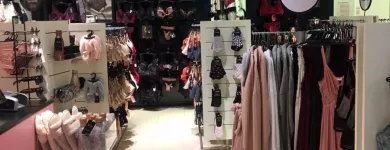 Forretning 5 billede HUNKEMÖLLER Tøjbutikker i Roskilde 85