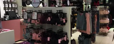 Forretning 7 billede HUNKEMÖLLER Tøjbutikker i Roskilde 85