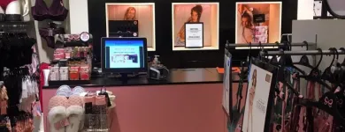 Forretning 10 billede HUNKEMÖLLER Tøjbutikker i Roskilde 85