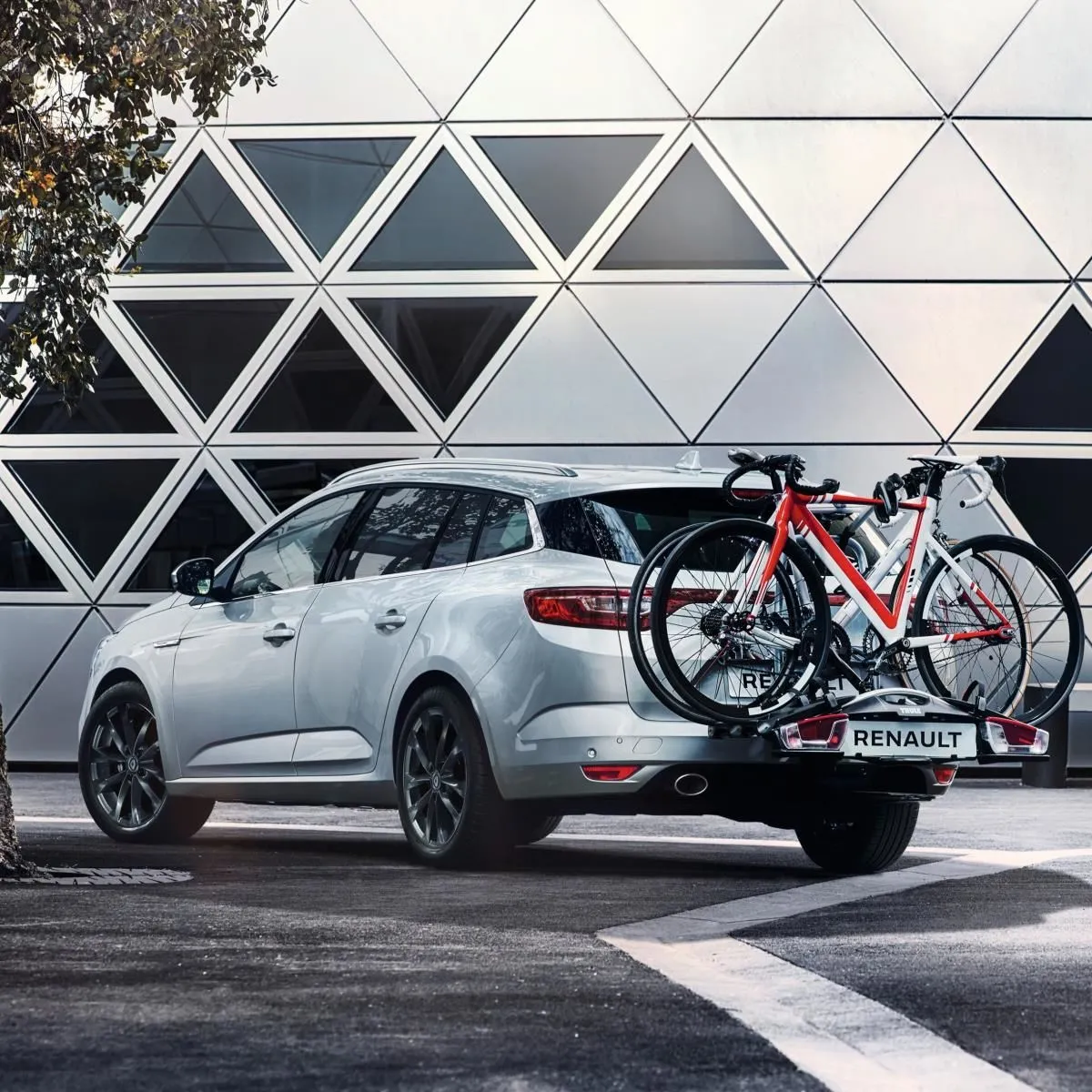 Forretning 5 billede DAHL PEDERSEN A/S - VOLVO, RENAULT OG DACIA