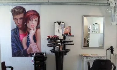 Forretning 4 billede ANIKA'S FRISØR & SKØNHEDSCENTER