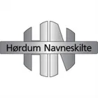 HØRDUM NAVNESKILTE